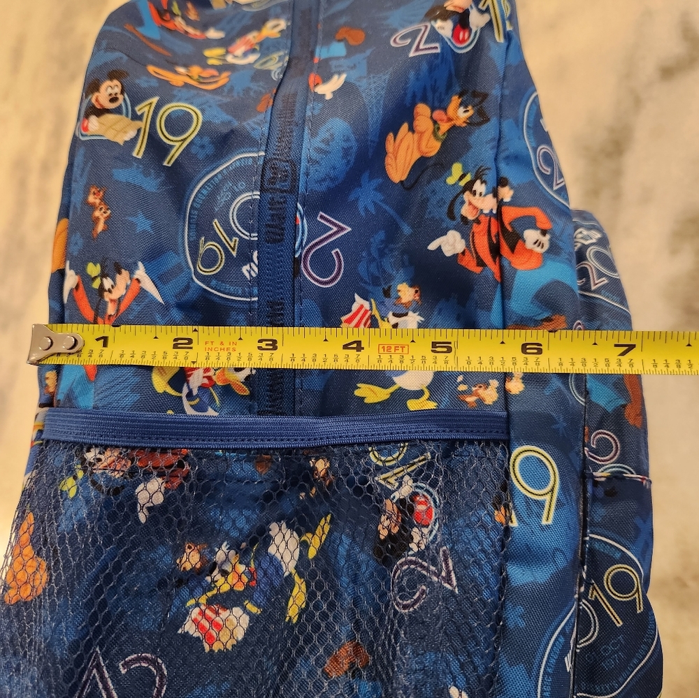 New 2019 Walt Disney World Parks Mickey & The Gang Blue Backpack - Picture 6 of 7